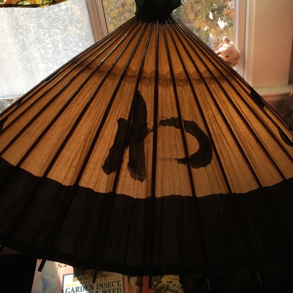 Other - Vintage Umbrella